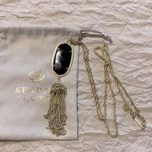 Kendra Scott necklace